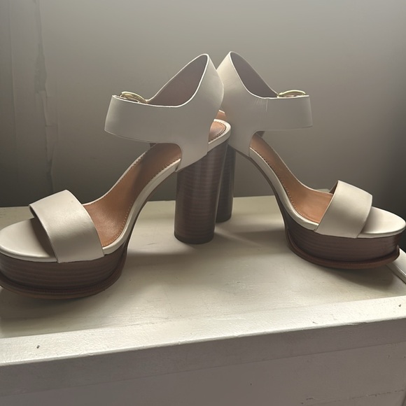 Platform heel - Picture 2 of 5